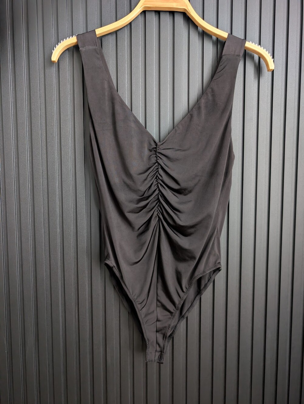 Veronica M Black Ruched V-Neck Bodysuit | Size S